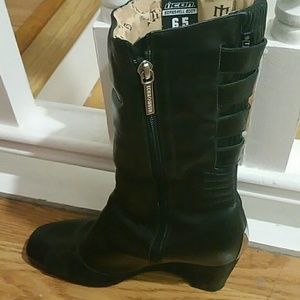 Bombshell motorcycle riding boots comfortable